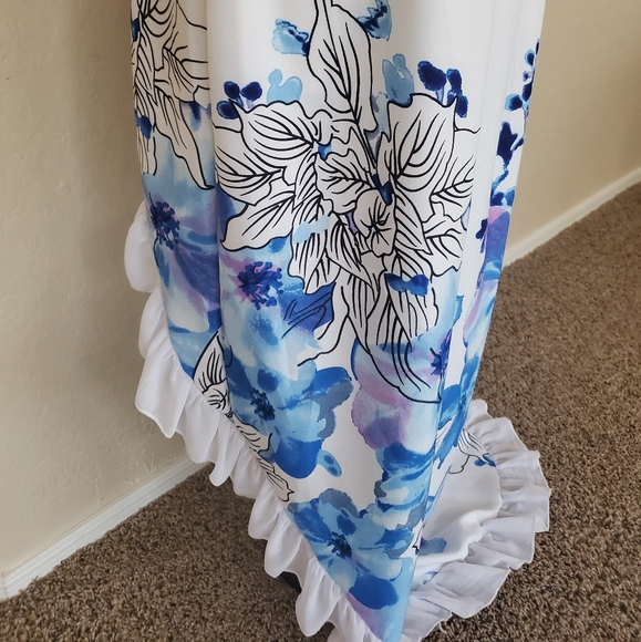 Laklook White floral Watercolor Ruffle-Hem Hi-Low - Picture 7 of 8